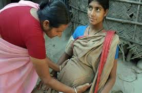 Photo of इस गावं में नही रहते है एक भी मर्द  महिलाए ऐसे… होती है प्रेग्नेंट