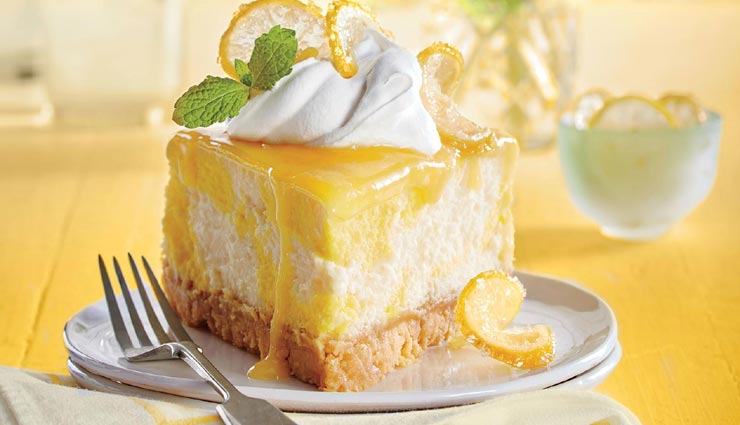 Photo of ऐसे ले गर्मियों में ठंडे-ठंडे लेमन चीज़ केक का मजा