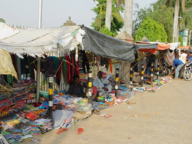 Photo of पटरी दुकानदारों के फिर आएंगे अच्छे दिन… मिलेगा पैसा