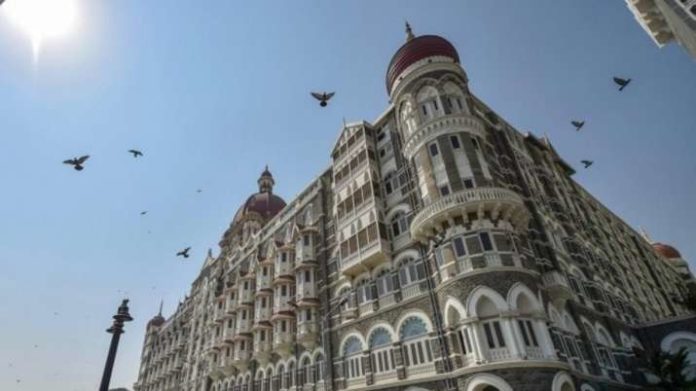 Photo of पाकिस्तान ने दी ताज होटल को बम उड़ाने की धमकी, पुलिस ने बढ़ाई सुरक्षा