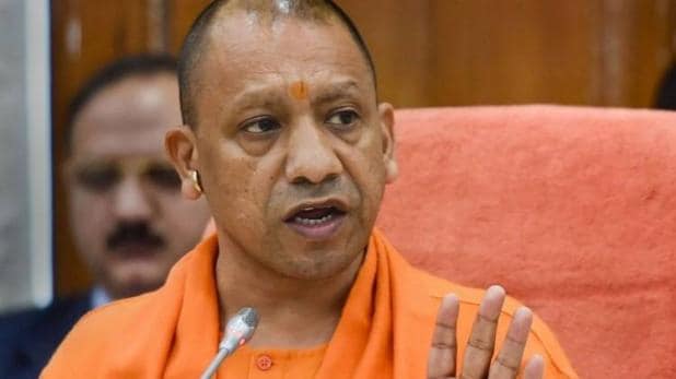 Photo of नॉएडा जैसी लखनऊ में लापरवाही, सीएम हेल्पलाइन के 88 कर्मचारी कोरोना की चपेट में