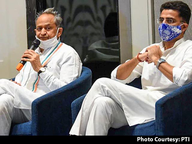 Photo of राजस्थान मामले को लेकर सुप्रीम कोर्ट ने HC सुनवाई पर रोक लगाने से किया का इंकार