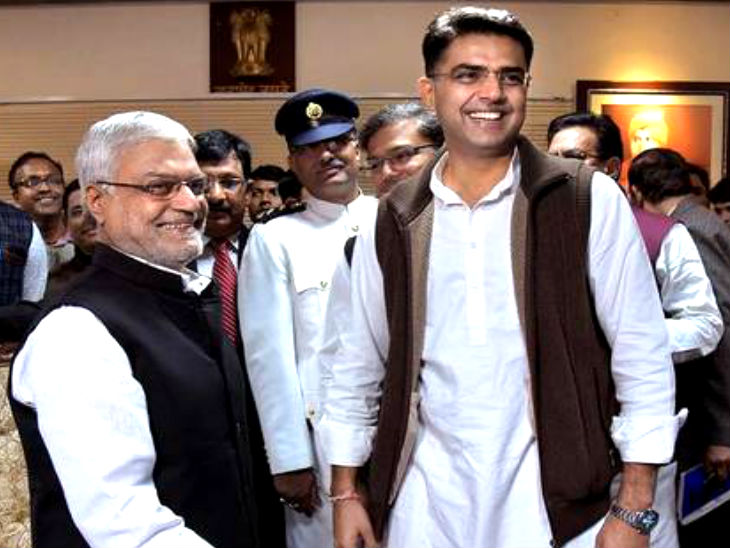 Photo of SC ने सचिन पायलट समेत 19 विधायकों के अयोग्यता नोटिस के खिलाफ HC की सुनवाई को रोकने से किया इनकार