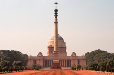 Photo of अब राष्ट्रपति भवन और राजभवनों में ठिकाना तलाशने लगा है कोरोना