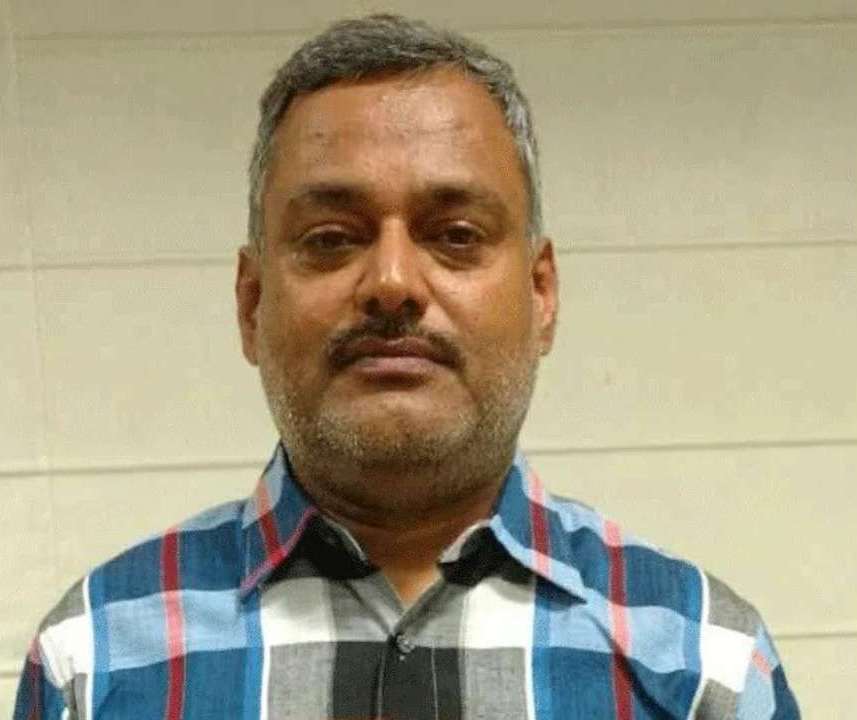 Photo of विकास दुबे अब तक पुलिस की पकड़ से दूर, DGP ने ईनामी राशि बढ़ाई