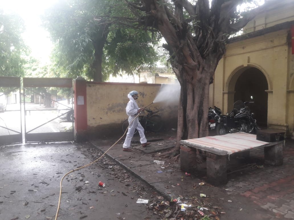 Photo of सीतापुर में और भयावह हुआ कोरोना, कई सरकारी दफ्तर सील
