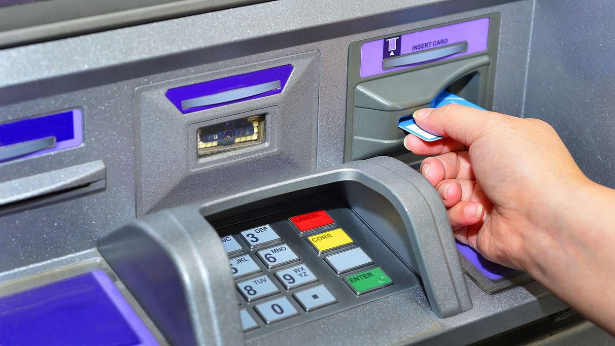Photo of ATM का करते है प्रयोग तो पढ़ ले ये काम की खबर