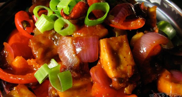 Photo of ऐसे बनाए इस वीकेंड चाइनीज माहौल, चुटकियो में तैयार करें चिली पनीर