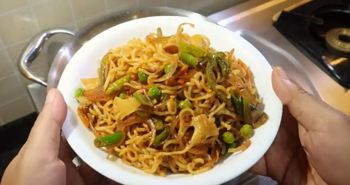 Photo of मैगी से बनाए स्पाइसी हक्का नूडल्स