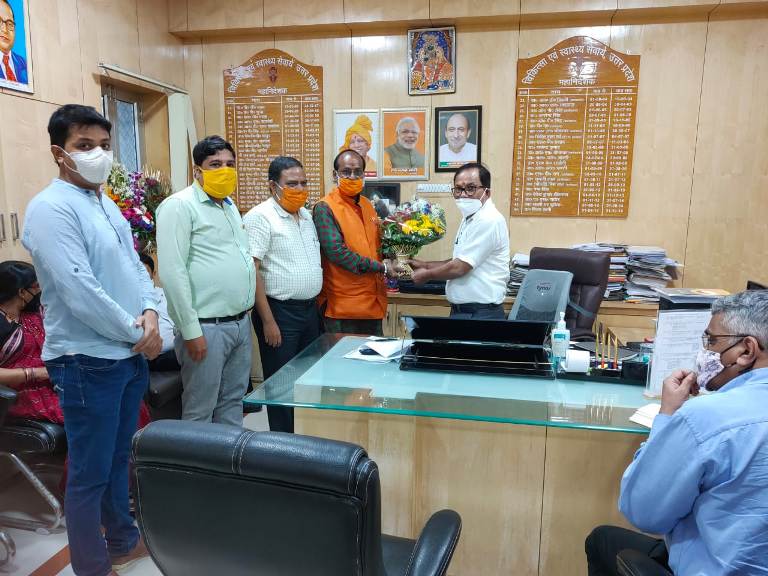 Photo of कोविड योद्धाओं का 50 लाख का बीमा का आदेश जून में हो चुका समाप्‍त!