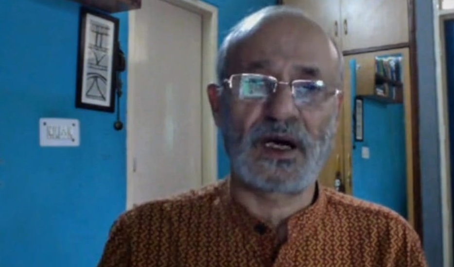 Photo of अस्सी के दशक में शुरू हुई बाबाओं की अंधविश्वास फ़ैक्ट्री को टी वी ने बढ़ावा दिया