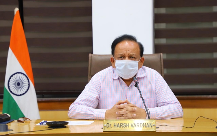 Photo of भारत में 10 लाख जनसंख्या पर मरीजों की संख्या और मृत्यु सबसे कम- हर्षवर्धन