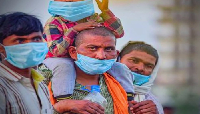 Photo of घर लौटे मजदूरों को हवाई यात्रा से ऐसे वापस बुला रही कंपनियां, दे रही ये सुविधाएं