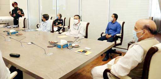 Photo of हर हाल में पूरा होेगा एलएसी व एलओसी पर सड़कों का काम
