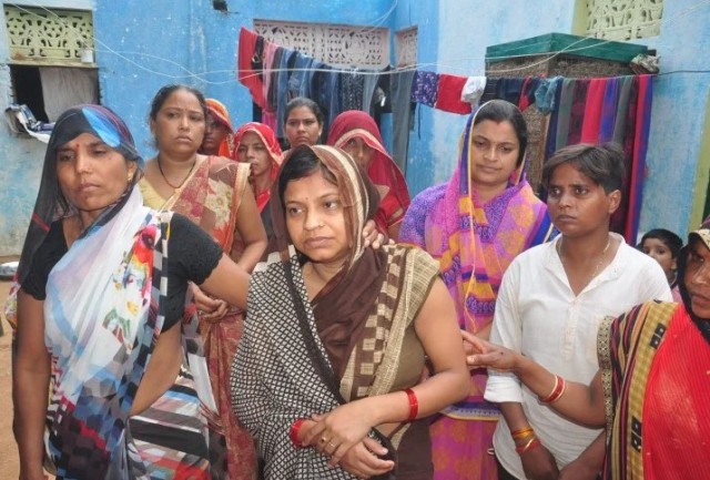 Photo of विकास दुबे को लेकर शहीद की पत्नी ने क्या कहा?