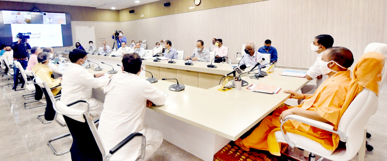 Photo of उप्र सरकार प्रदेशवासियों को 24 घण्टे विद्युत आपूर्ति के लिए प्रतिबद्ध : योगी