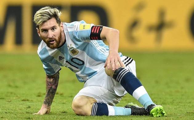 Photo of दुनिया के सबसे अमीर फुटबॉलर बने हुए हैं मैसी, दूसरे नंबर पर क्रिस्टियानो रोनाल्‍डो