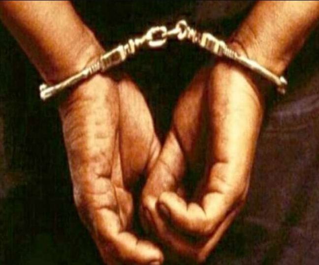 Photo of दिल्ली: दोस्त की पिटाई का बदला लेने के लिए युवक का अपरहण, पुलिस ने किया गिरफ्तार