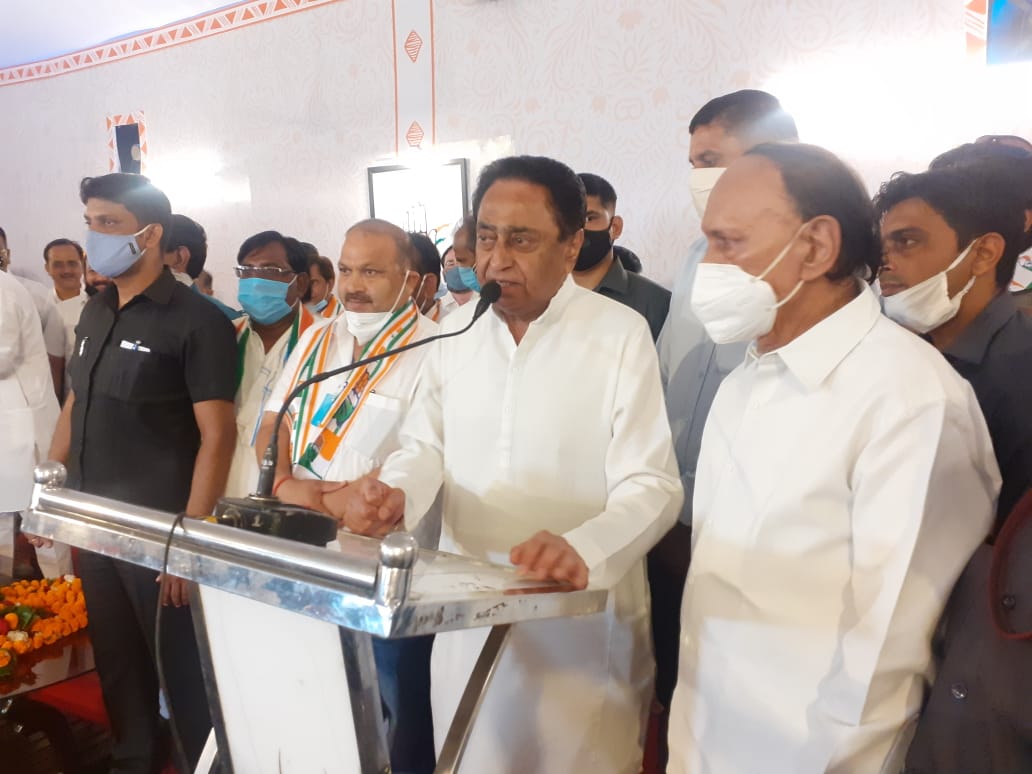 Photo of कमलनाथ ने सिंधिया को दिया जोर का झटका