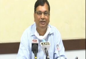 Photo of यूपी में बीते 24 घंटों में 6 हजार से ज्‍यादा नए मामले, इतने लोगों की हुई मौत