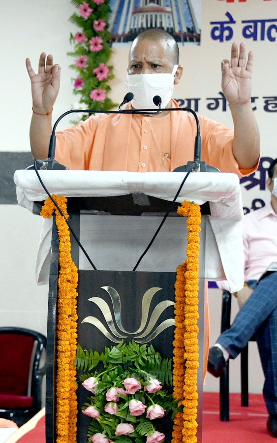 Photo of सीएम योगी ने KGMU में किया 320 बेड के लेवल-3 कोविड अस्पताल का लोकार्पण