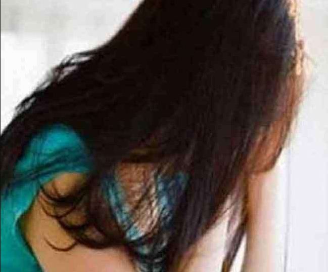 Photo of पंजाब के लुधियाना में तलाक के बाद पिता ने  नाबालिग बेटी की करा दी शादी, पति सहित चार लोग करते रहे रेप