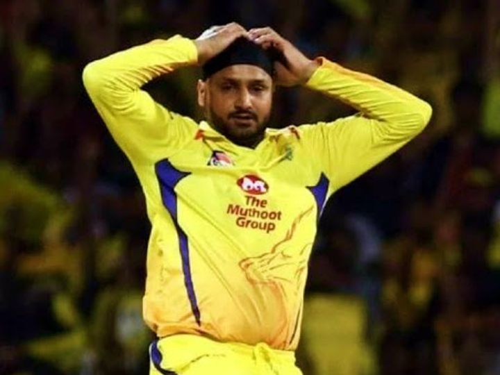 Photo of हरभजन सिंह के दोस्त ने कहा- कोरोना नहीं बल्कि इस वजह से स्पिनर टूर्नामेंट से हुए बाहर