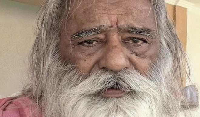 Photo of प्रधानमंत्री ने जाना स्वामी अड़गड़ानंद का हाल, कहा देश को आपकी जरूरत