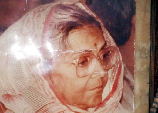 Photo of 31वीं पुण्यतिथि पर चंदौली की पूर्व सांसद ‘बहु जी’ को कांग्रेस के कार्यकर्ताओं ने याद किया