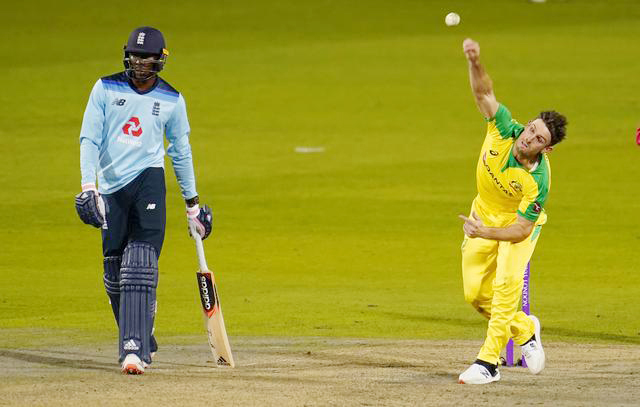 Photo of मैनचेस्टर वनडे : आस्ट्रेलिया ने इंग्लैंड को 19 रनों से हराया