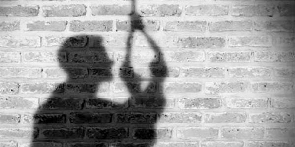 Photo of दिल्ली : पॉस्को में गिरफ्तार व्यक्ति ने हिरासत में लगाई फांसी, थाने में हड़कंप