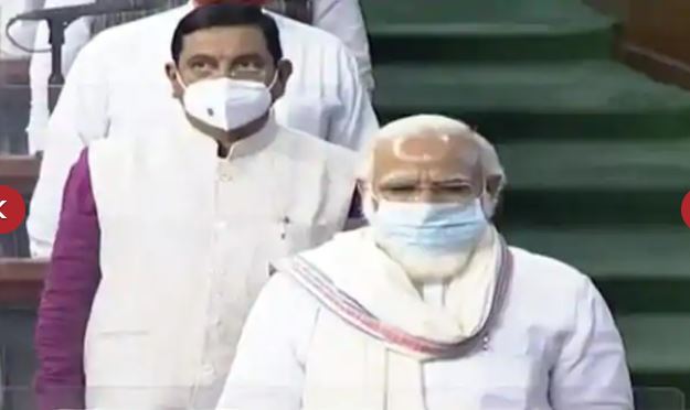 Photo of मानसून सत्र शुरु, प्रणब मुखर्जी सहित अन्य दिवंगत को दी गई श्रद्धांजलि