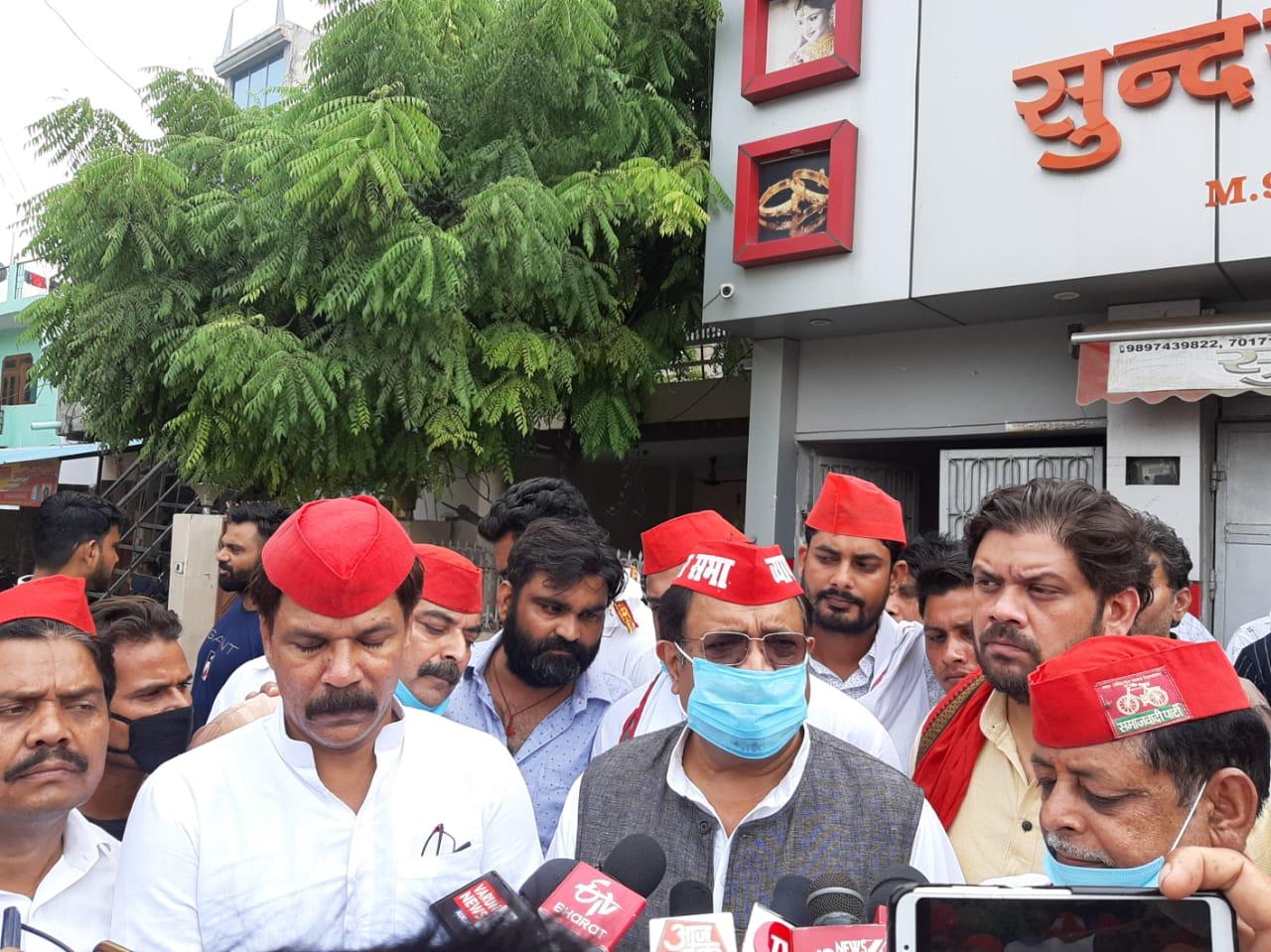 Photo of संजय गर्ग बोले- व्यापारियों के लिए शुभ नहीं रहा YOGI सरकार का कार्यकाल