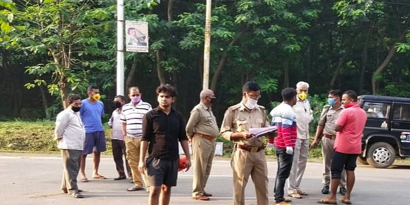 Photo of सोनभद्र: कार्मिक अधिकारी का नाली में मिला शव, मचा हड़कंप