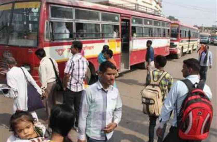 Photo of लखनऊ से रोडवेज की परीक्षा स्पेशल बसों का संचालन शुरू