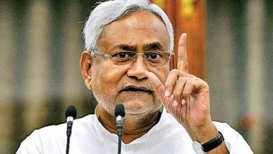 Photo of नीतीश 7वीं बार बने बिहार के सीएम, तारकिशोर और रेणु देवी बने उपमुख्यमंत्री
