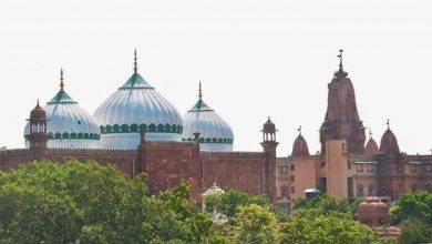 Photo of Mathura: ईदगाह में शुरू हुई भगवान की भक्ति, लगाए जय श्रीराम के नारे