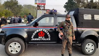 Photo of आतंकियों की बड़ी कोशिश नाकाम, ट्रक में सवार जैश के 4 आतंकवादी एनकाउंटर में मारे गए