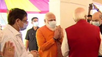 Photo of 93 साल के हुए लाल कृष्ण आडवाणी, पीएम मोदी ने दी जन्मदिन की शुभकामनाएं और पैर छूकर लिया आशीर्वाद