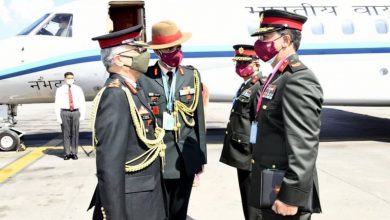 Photo of दिवसीय दौरे पर नेपाल पहुंचे प्रमुख जनरल मनोज मुकुंद नरवणे, पीएम ओली से भी करेंगे मुलाकात