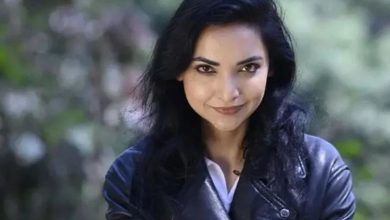 Photo of पुष्पम प्रिया की रणनीति हुई फेल, दोनों सीटों पर पीछे