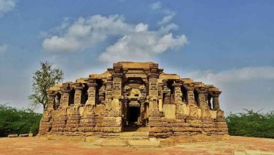 Photo of इस मंदिर में रुकने से पत्थर का बन जाता हैं इंसान, वजह जानकर आप भी हो जाए हैरान