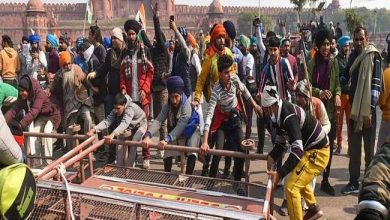 Photo of उपद्रवियों ने लाल किले पर की जमकर की तोड़फोड़, पहुंचाया भारी नुकसान