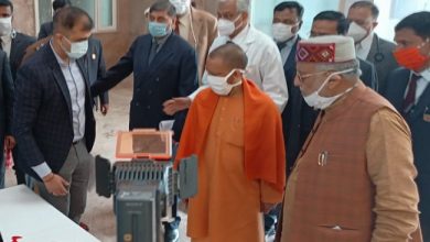 Photo of लोहिया संस्थान में वैक्सीन का ट्रायल देखने पहुंचे सीएम योगी, अफसरों से की बात…