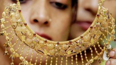 Photo of आज फिर आई सोने की कीमतों में भारी गिरावट, चांदी भी पड़ी फीकी