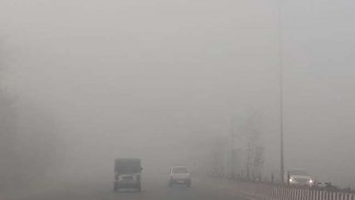 Photo of सुबह-शाम की ठंडी हवा से लुढ़का लखनऊ का पारा, यूपी में कई जनपदों में शीतलहर का अलर्ट