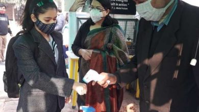 Photo of UP में 6 से आठ तक कि सभी कक्षाएं होंगी शुरू, अभ‍िभावकों का सहमत‍ि पत्र लेकर स्‍कूल पहुंचे बच्‍चे