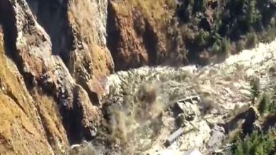 Photo of उत्तराखण्ड में नंदादेवी ग्लेशियर का एक भाग टूटकर ऋषिगंगा नदी पर बने पावर प्रोजेक्ट पर गिरा डैम…