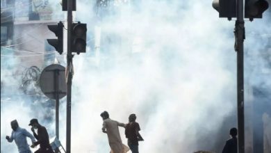 Photo of एक बार फिर हिंसा की आग की लपटों में झुलसा पाकिस्तान, सात लोगों की हुई मौत और 300 घायल…