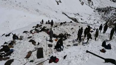 Photo of उत्तराखंड के चमोली जिले में चीन-तिब्बत सीमा पर सुमना-दो में आए हिमस्खलन में अब भी कुछ है लोग लापता